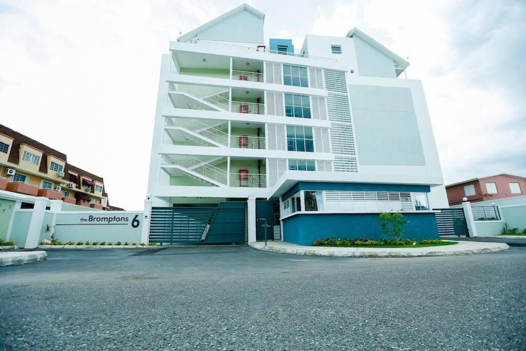 Leroy Place Apartment